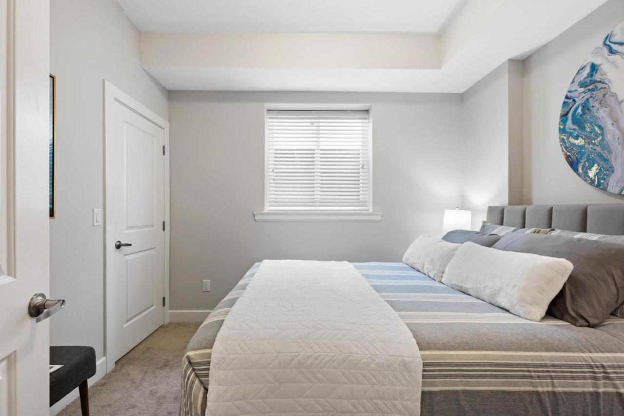 Willow Suite Langley Bagian luar foto
