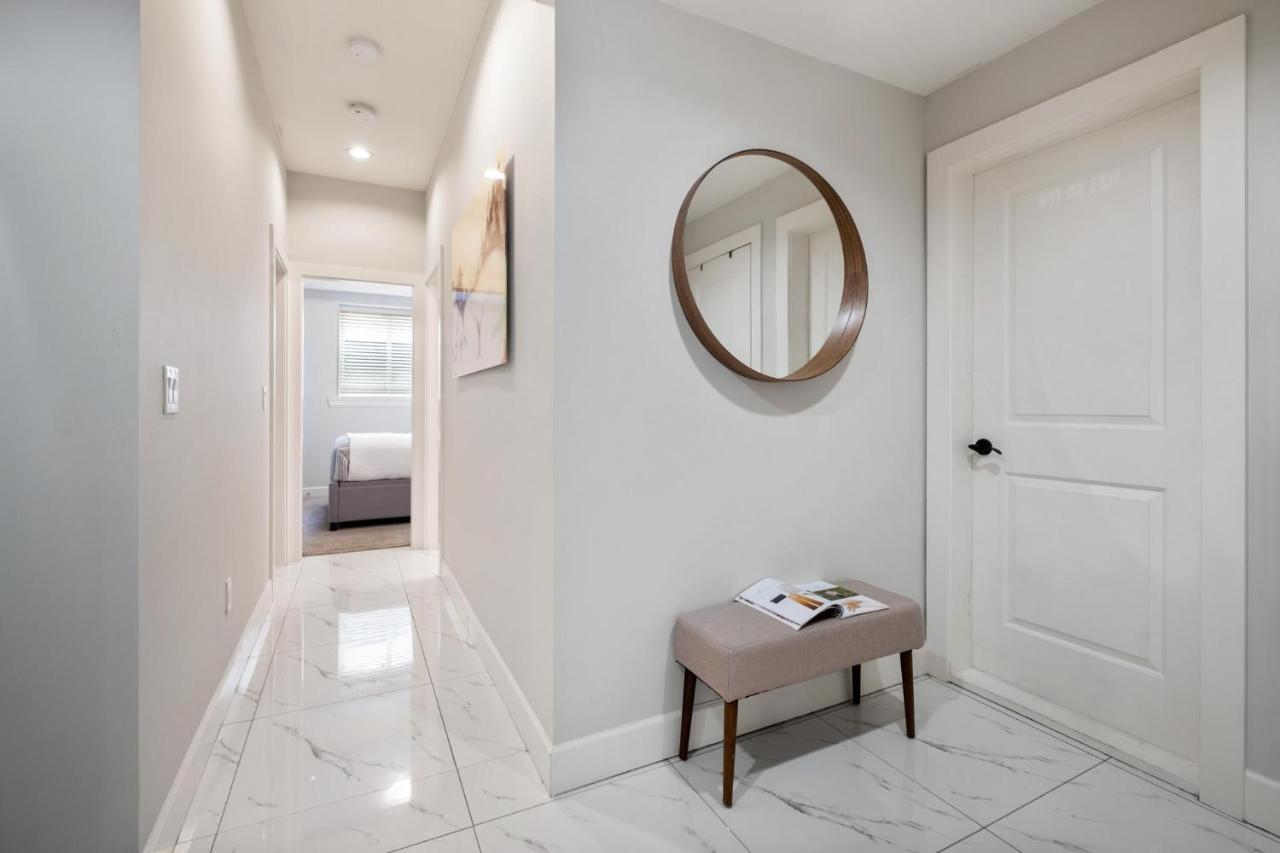 Willow Suite Langley Bagian luar foto