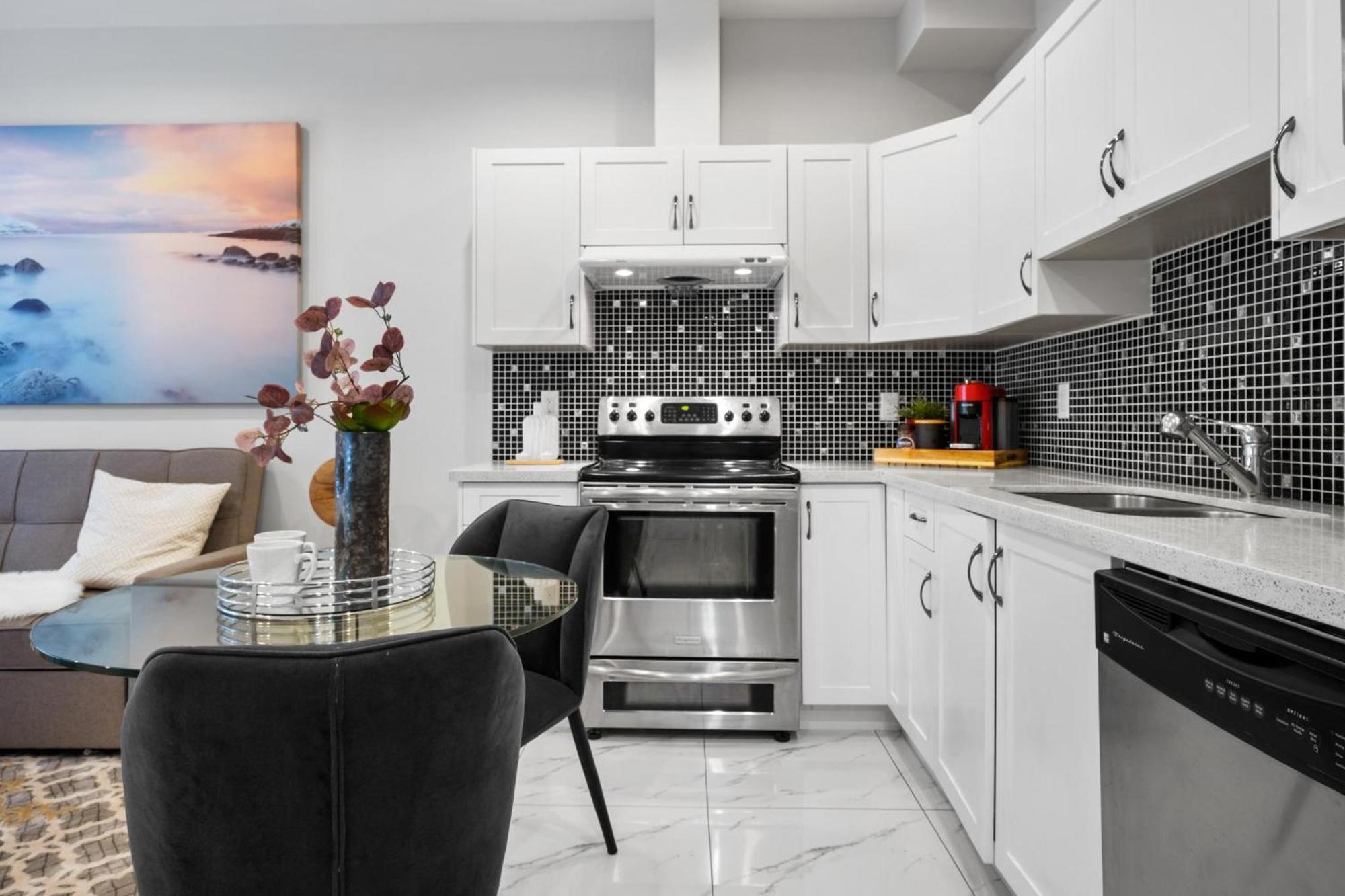 Willow Suite Langley Bagian luar foto